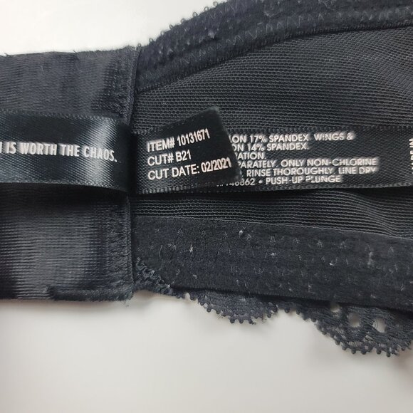 Torrid Curve Black Lace Full Coverage Underwire Bra Size 42D - Picture 9 of 11